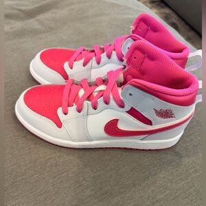 Jordan 1 Mid PS Pink and White Sneakers